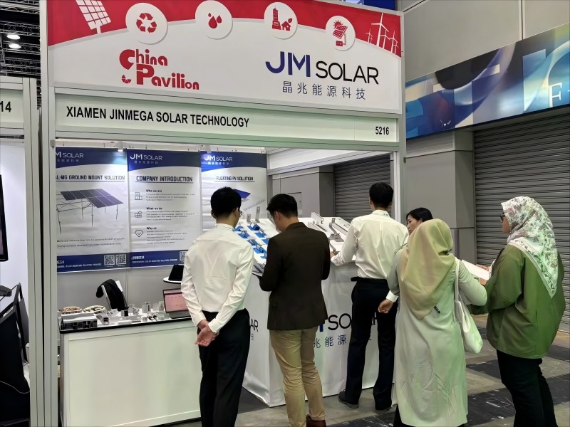 Unterstützung der Entwicklung der Photovoltaik in Südostasien: JinMega debütiert auf der International Green Energy Expo in Malaysia