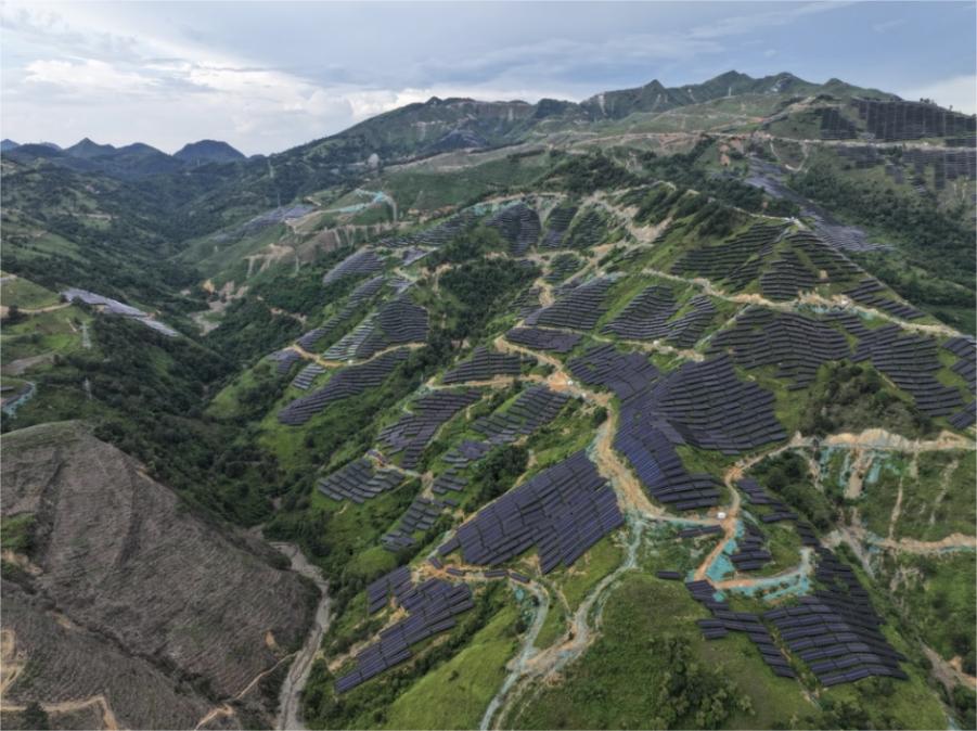 IRENA: Weltweiter Solaranlagenzubau erreicht Rekordwert von 511 GW im Jahr 2025